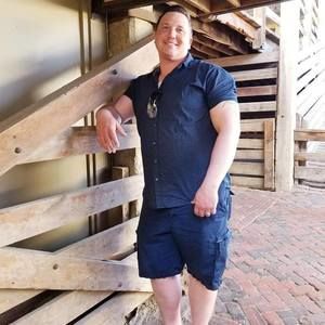 Meet your Posher, Jason